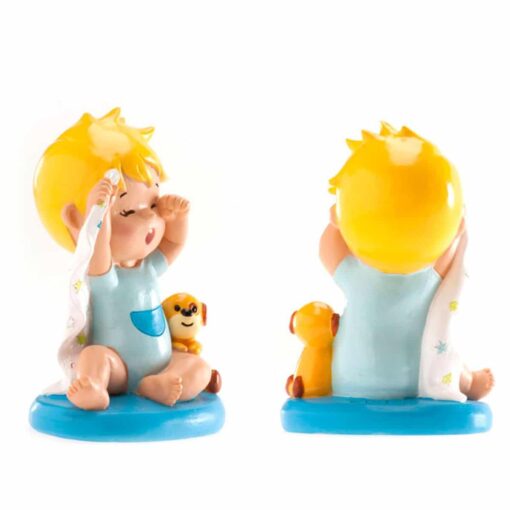 Figurina necomestibilă – Figurină de tort pentru botez – Băiețel albastru care cască, 10 CM - Dekora